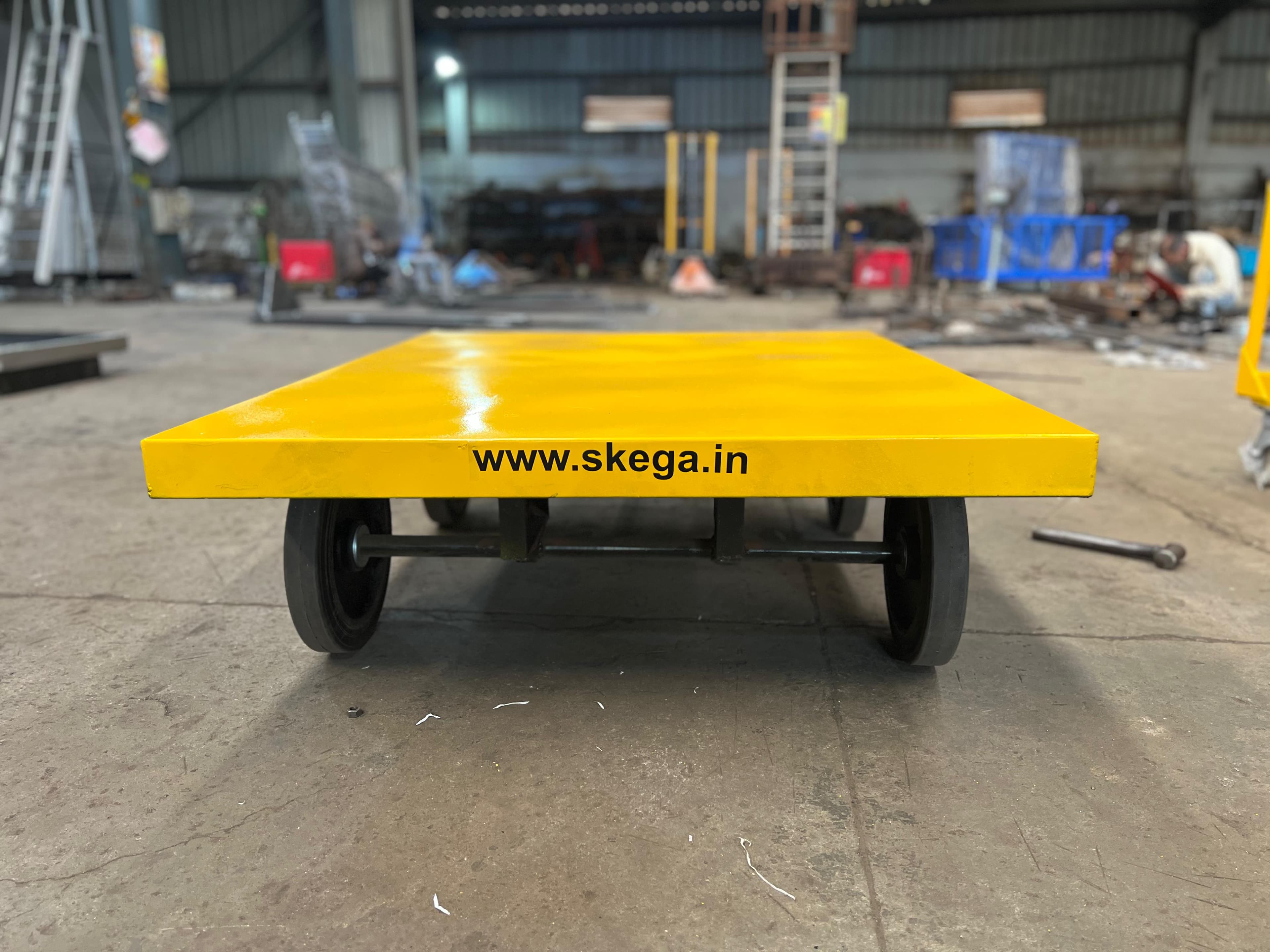 Four-Wheeled Platform Trolley — view 2 of 4